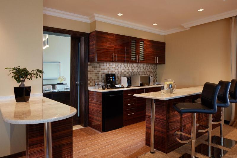Royal Suite image 4