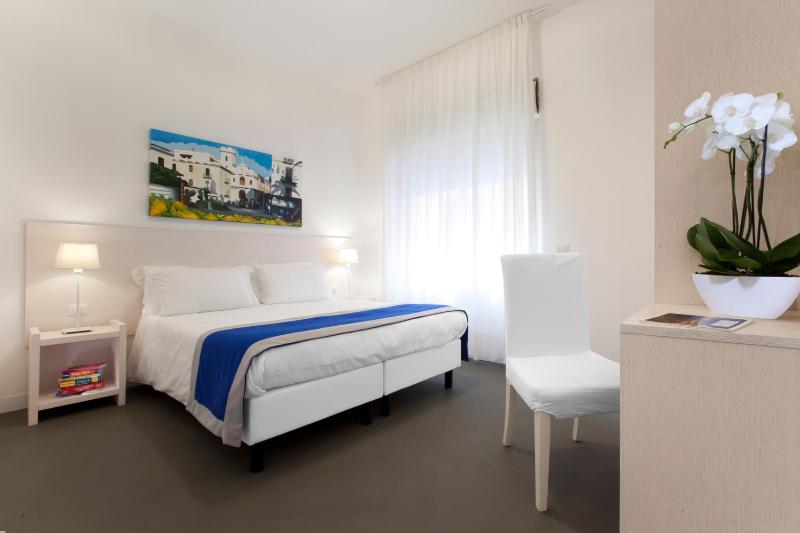 Hotel Tasso Suites & Spa - image 20