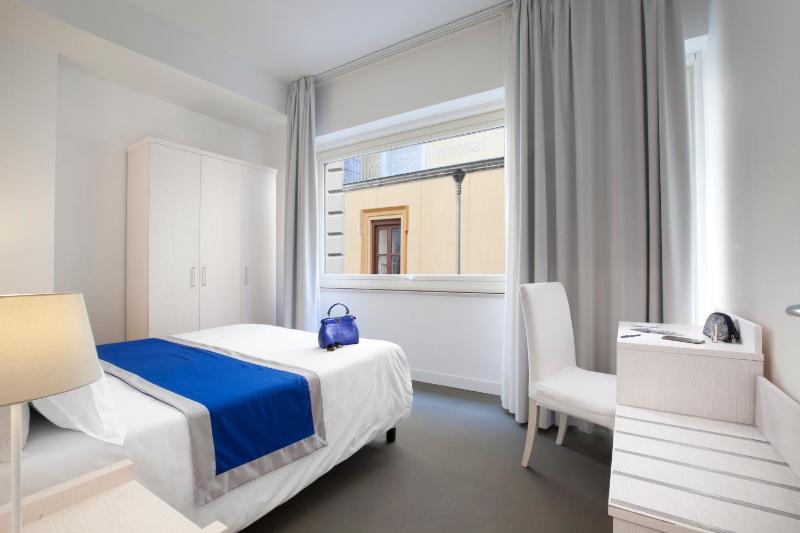 Hotel Tasso Suites & Spa - image 13