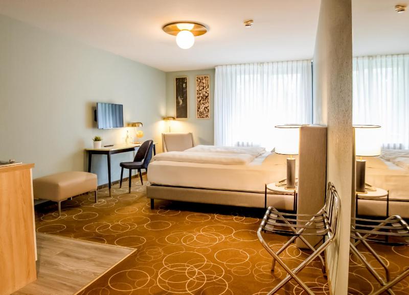 Studio with Balcony or Terrace and One Double Bed image 1