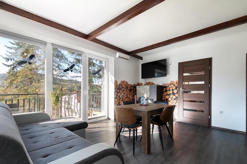 Suite with Mountain View image 4