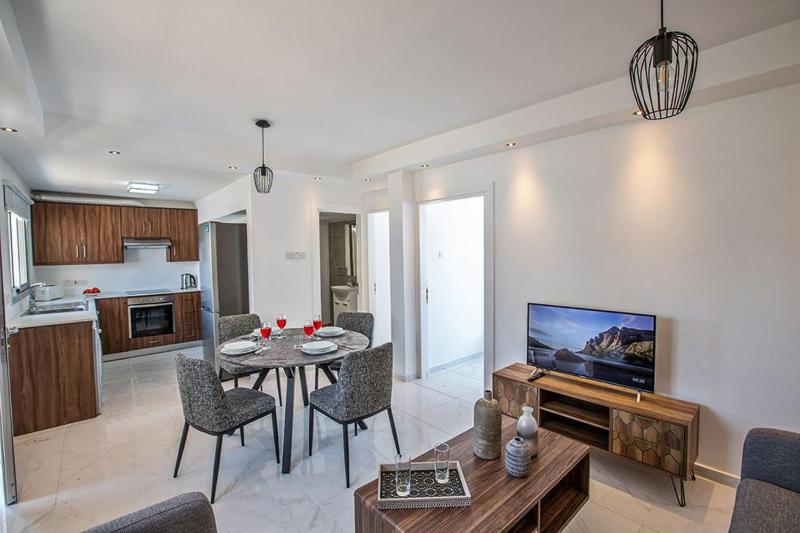 Apt Misia Enas - Modern 2 Bedroom Apartment With Sea Views - Close To Ayia Napa - image 6