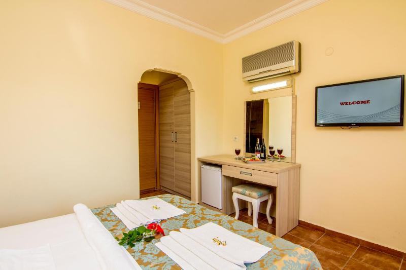 Double or Twin Room image 1