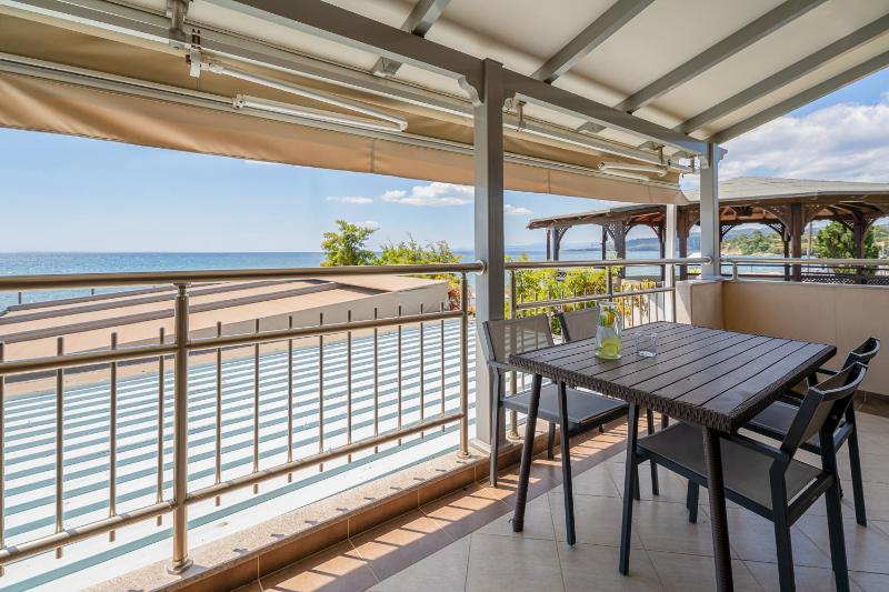 Two-Bedroom Suite image 2