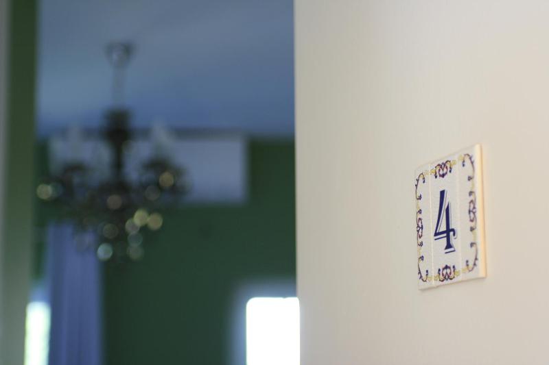 King Room image 4
