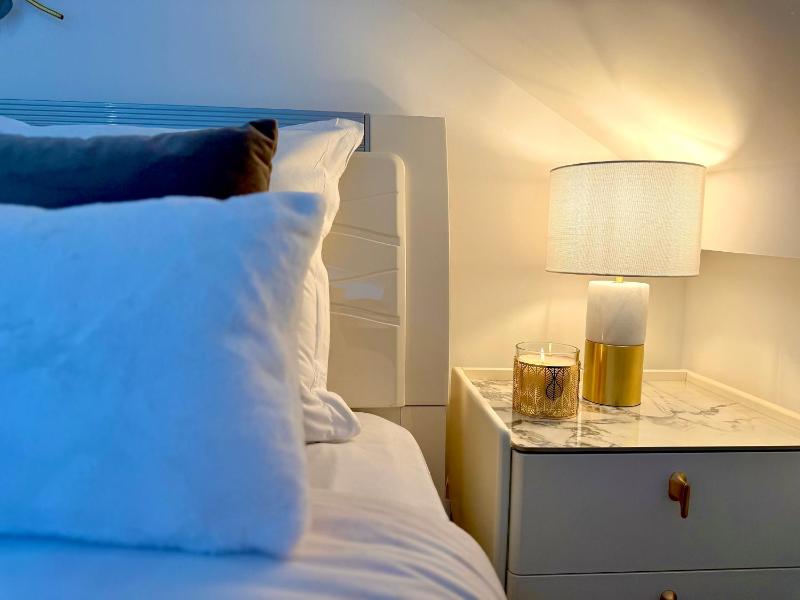 Le Loft Contemporain - Climatisé & Smart TV au coeur de Dijon - image 5