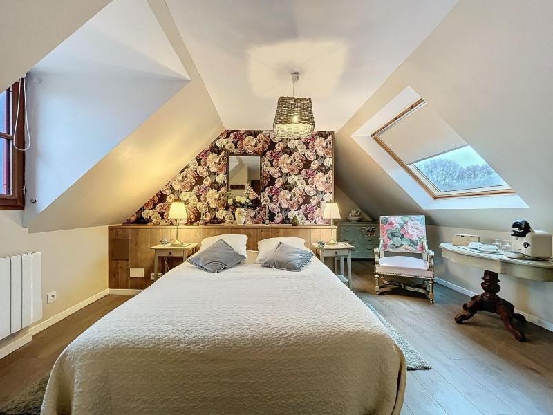 Double Room with Garden View image 3