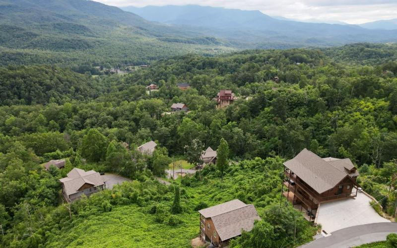 Breathtaking mountain views! June discounts available! - Birdhouse - - image 43