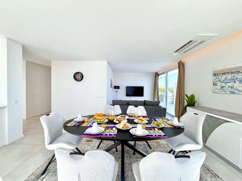 Vilamoura Panoramic 2 With Pool by Homing - image 8