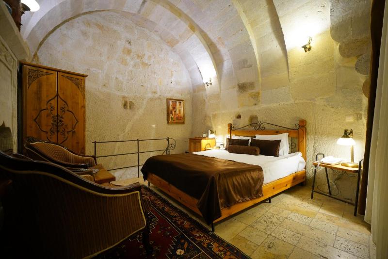 Deluxe Stone Room image 1
