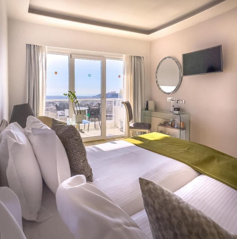 Premium Room with Private Balcony & Panoramic Acropolis View image 4