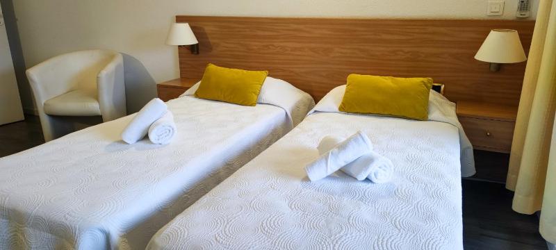 Double or Twin Room with Pool View image 2