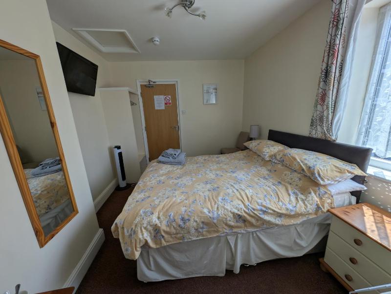 Greystones - image 14