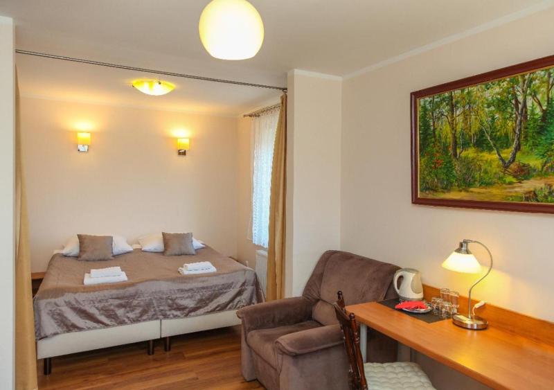 Deluxe Double Room image 2
