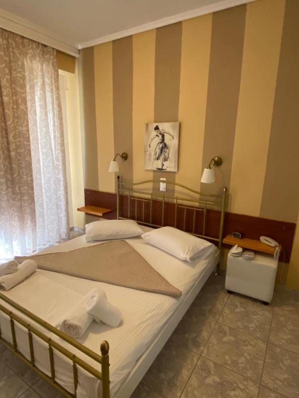 Double or Twin Room image 2