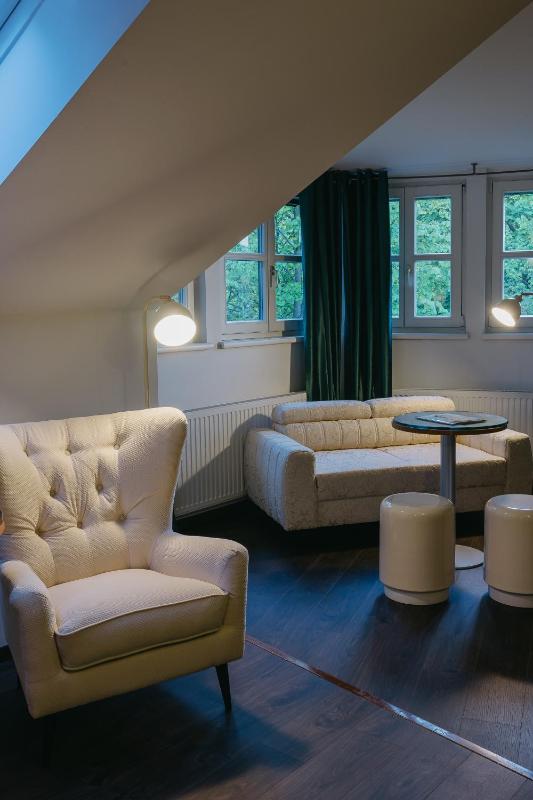 Junior Suite image 1
