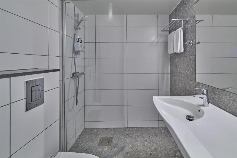 Standard Family Room image 2