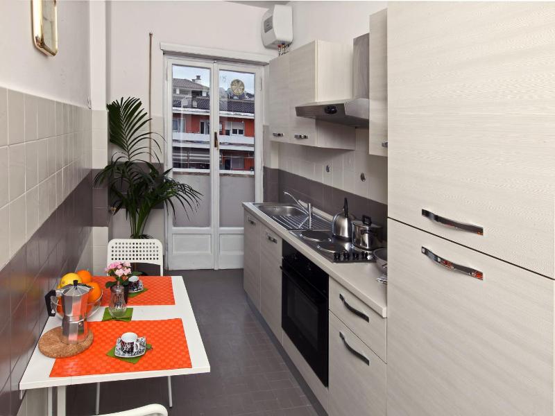 Classic Apartment image 3