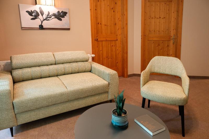Two-Bedroom Suite image 4