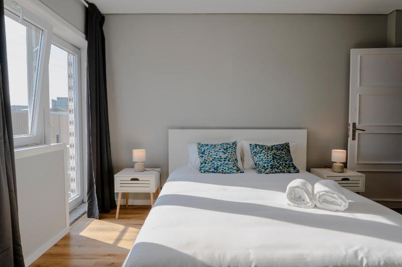 3BR Flat by Casa da Música Central Sleeps 6 E - image 19