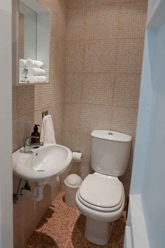 3BR Flat by Casa da Música Central Sleeps 6 E - image 10