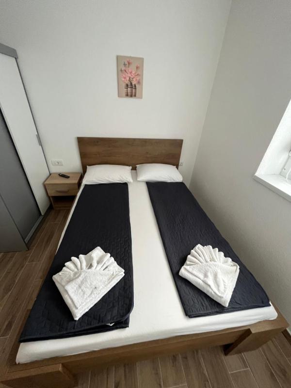 Herzeg Hill - image 6