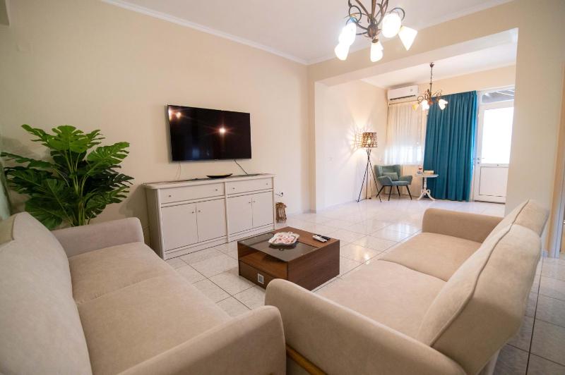 Eva's Apartment - image 1