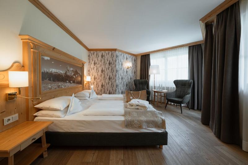 Junior Suite image 1