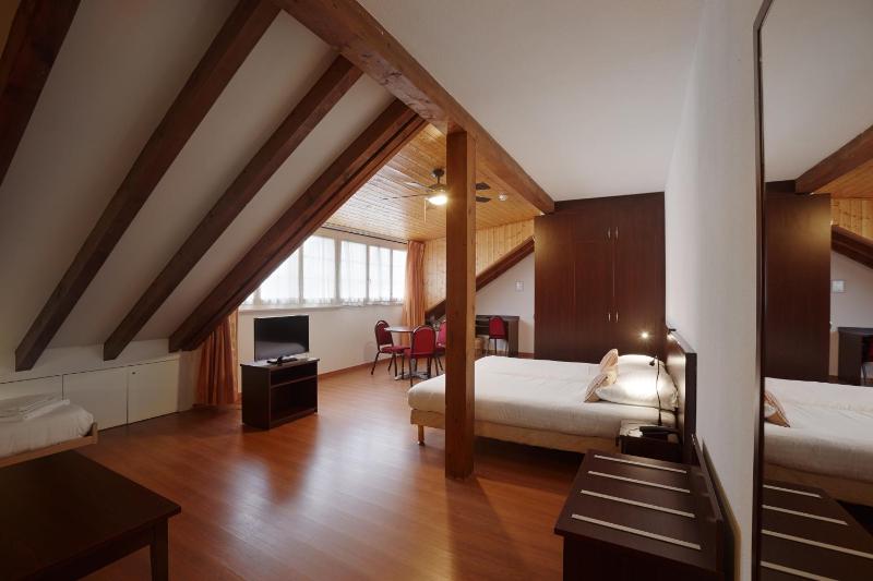 Triple Room image 4
