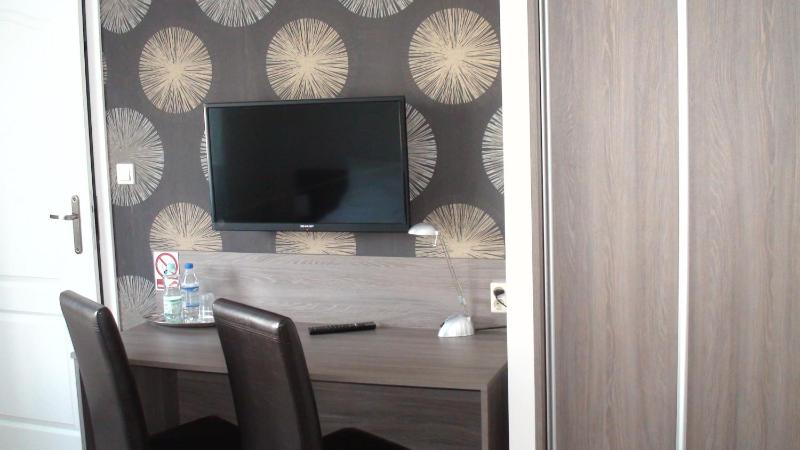 Double Room with Private Bathroom image 2