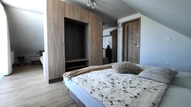 Quadruple Room with Balcony image 1