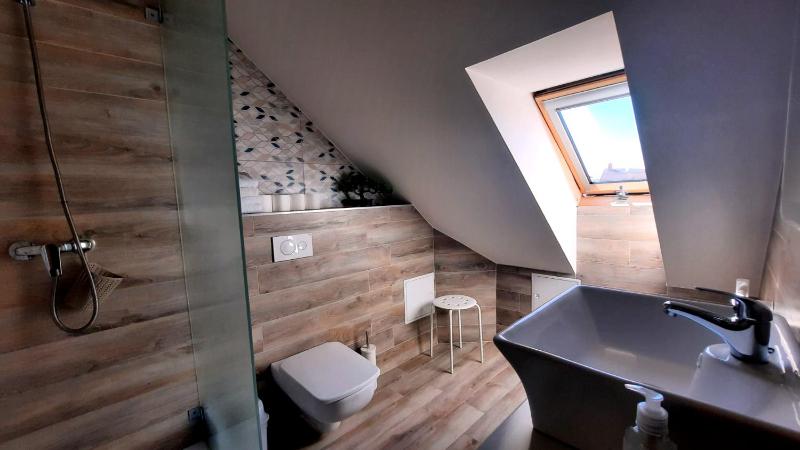 Quadruple Room with Balcony image 4