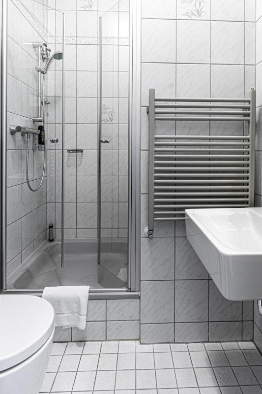 Single Room image 2