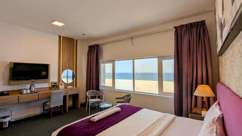 Mermaid Beach Hotel LLC - image 32