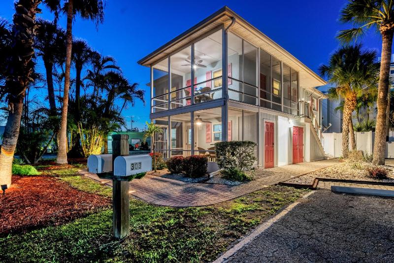 High Tide – Pool Grill Pet Friendly Located in the Heart of SK! - image 14