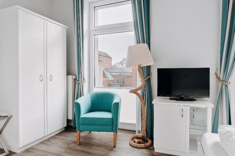 Economy Double Room Annex image 3