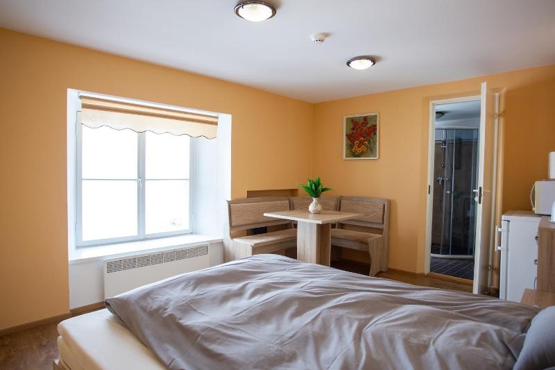 Family Room image 4