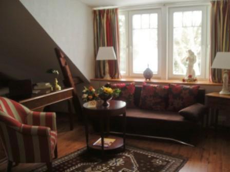 Double Room image 4