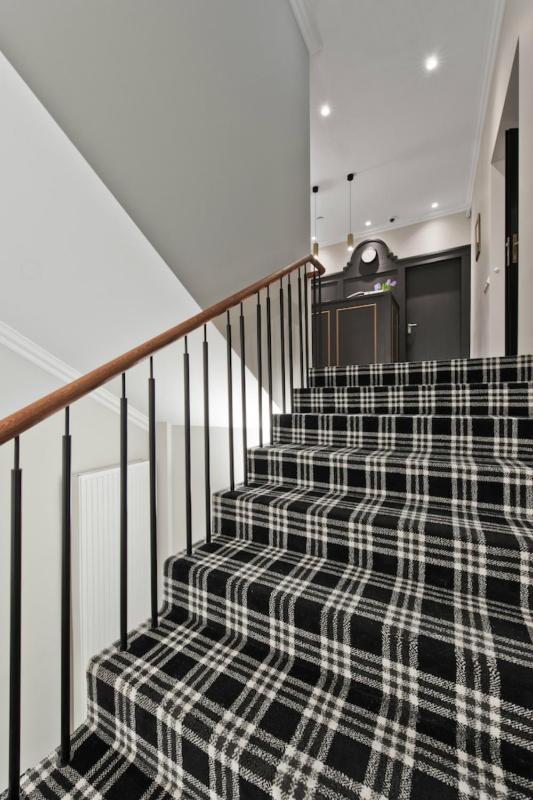 15th Avenue - image 3
