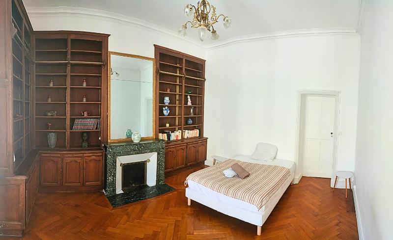 Cristal suite – a hidden gem in historic center - image 3