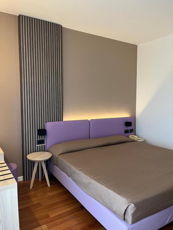 Triple Room with Sea View image 3