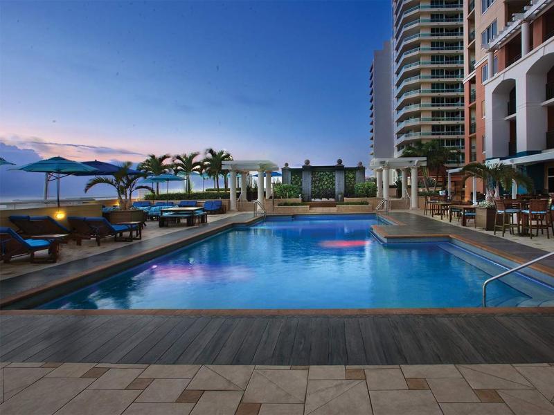 Marriott's BeachPlace Towers 2BR Apartment with Resort Access - image 10