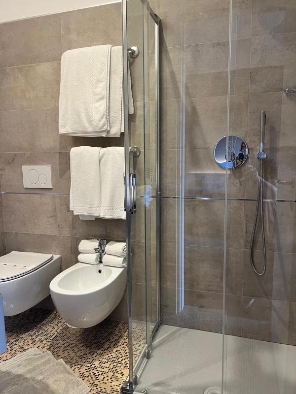 Quadruple Room with Sea View image 2