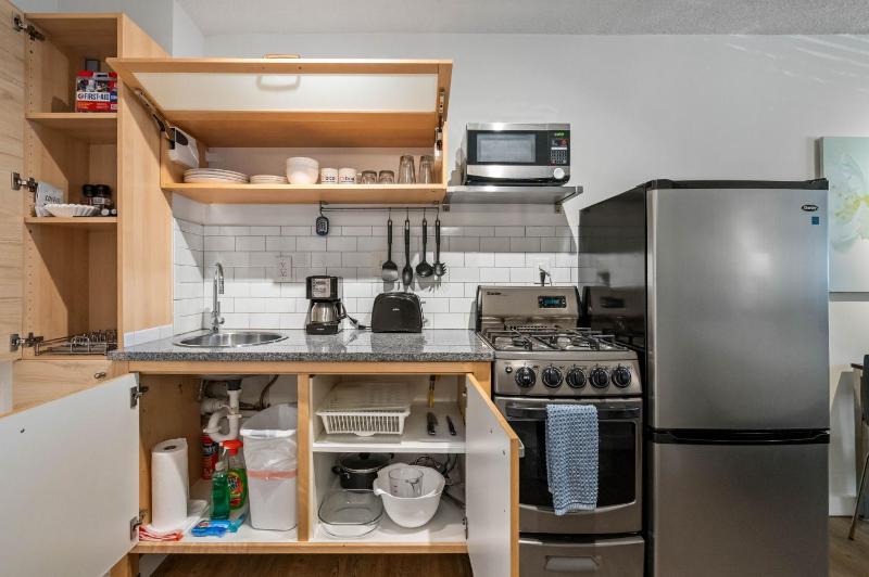 BCA Furnished Apartments Studio - image 30