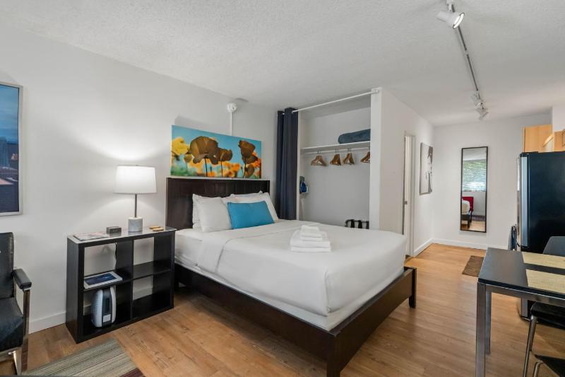 BCA Furnished Apartments Studio - image 31