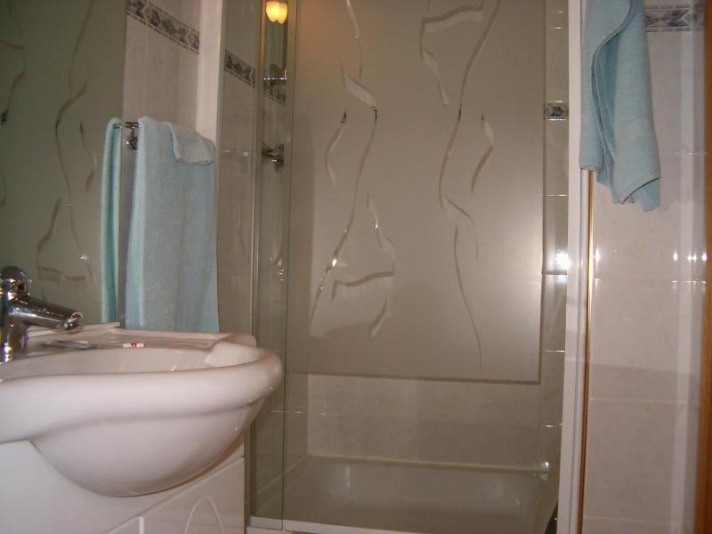 Comfort Double Room image 4