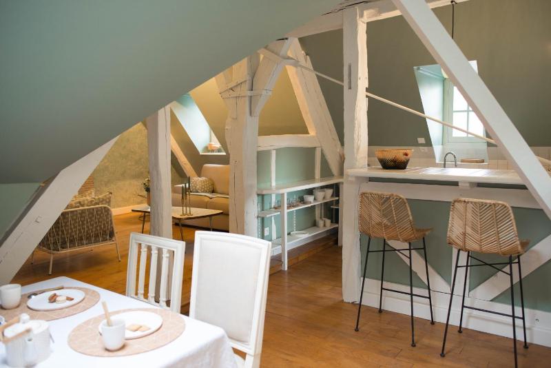 Three-Bedroom Apartment image 2