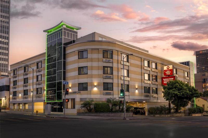 Best Western Plus LA Mid-Town Hotel - image 1