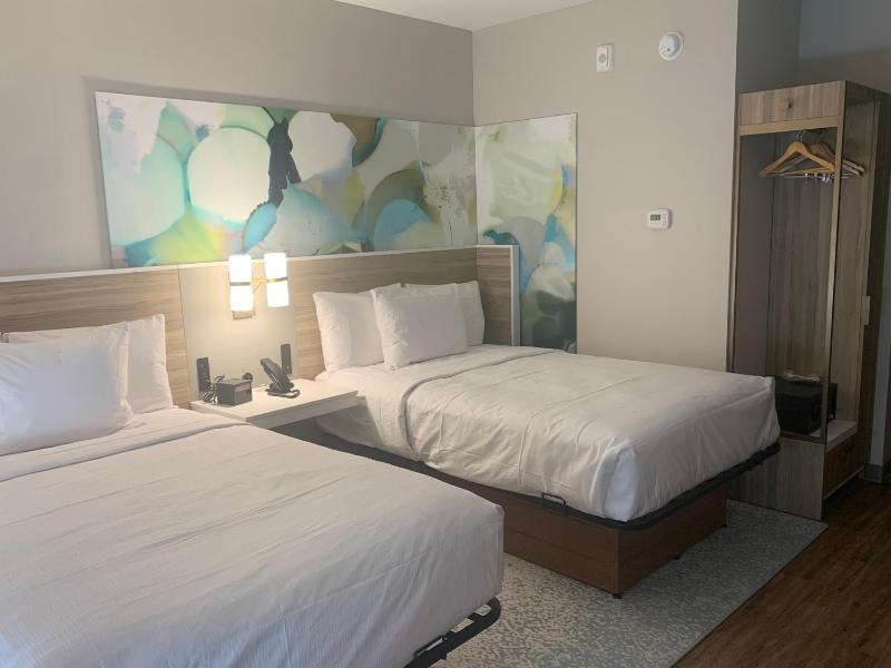 Wyndham Garden Tampa Fairgrounds/Casino - image 3