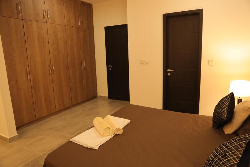 Cozy 2BHK Apartment Self Check-in Islamabad - Urban Loft - image 11